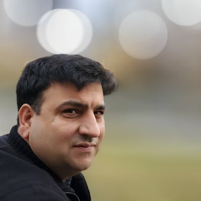 BinaryDinesh's profile picture. IT technology