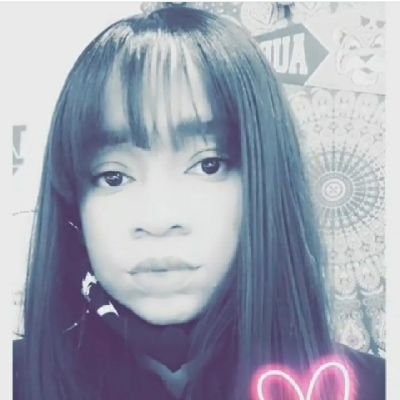 Charislovess Profile Picture