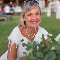 Sue (@suedrop42) 's Twitter Profile