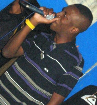 orkut 4 oficial http://t.co/DtTMtHCG2l
msn's oficial mcdigooriginal@hotmail.com e mcdigovilaisabel@hotmail.com