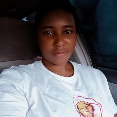 WhyteBloom's profile picture. Flourishing Blooming