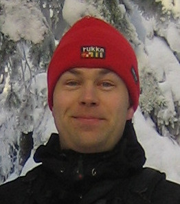 Interests in gliding/ aviation, photo, bicycling, skiing, media, communication, computer and communication security, privacy, science.
fillarikommutisti