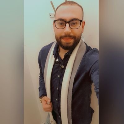 Hussein28350960's profile picture. let's get fun