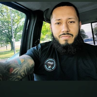 Robert44603614's profile picture. 🇨🇴🇨🇴