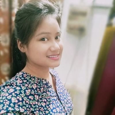 Gayatri27387094's profile picture. 