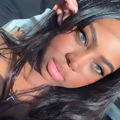 ItsSoSandy_'s profile picture. 