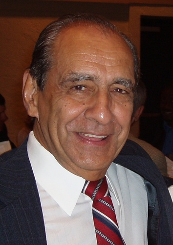 loumerola's profile picture. Have you tried this catchy solitaire game? 

http://t.co/OBvmGP8zDM
Good luck