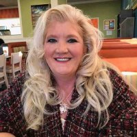 Rhonda Shelton - @RhondaS62062461 Twitter Profile Photo