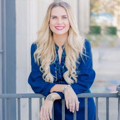 I’m Kate & I love real estate🏡Miss NC 2015👑10mil+ producer🤩Wake-Cumberland counties📍Hustle, dedication, passion👊🏻 #kpellsnc #thepeacocksmithgroup