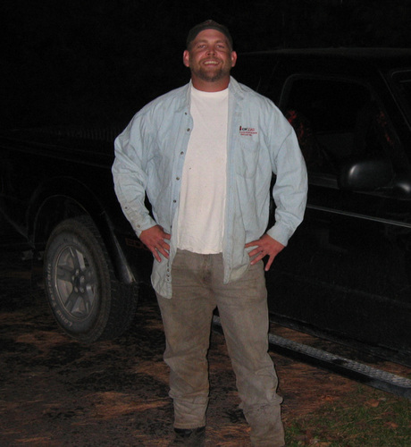 Im 39,foreman for a consol contractor,we clear right of ways for the gas well sites,in other words,i'm a lumberjack.Love rock music,nascar and steelers football