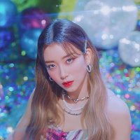 마룬(@maybemarun) 's Twitter Profile Photo