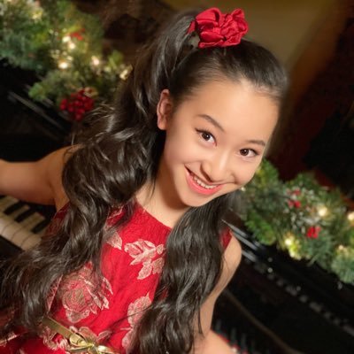 3 times on The Ellen Show; Young Steinway Artist; World Champion in Chess; WCM at age 7; Piano, Composition, Juilliard. Globetrotter🌍 happyharmonyzhu@gmail.com