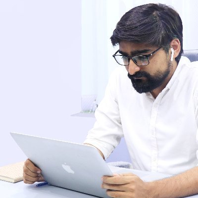 hashorajani's profile picture. CEO #RollingCherry 🍒 | Digital Marketer 🎯 | Pakistani 🇵🇰