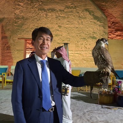 3NEmlDOYCHJcGLt's profile picture. 현대자동차에 근무하고 있습니다.