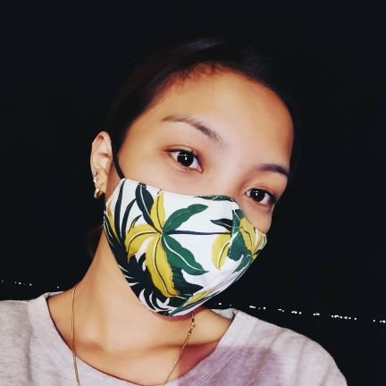 SheinaLeandriaM's profile picture. 