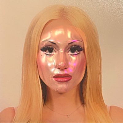 cyborg_wife's profile picture. 