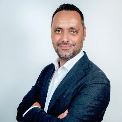Secrétaire général Confédération générale de Roquefort
Ensemble au service d'un produit et d'un terroir d'exception
Mes tweets n'engagent que moi