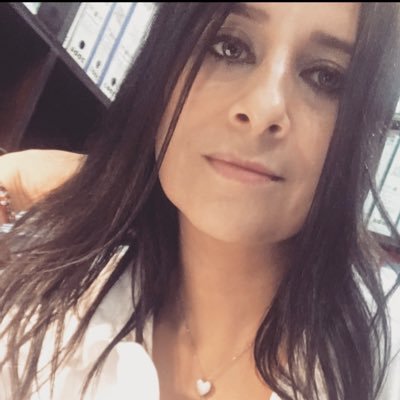 De profesión Notaria. Mamá a tiempo completo.. Hincha del Club Cerro Porteño.. Aficionada a las melodías del Jazz, soul, reggae, samba, clasicos y guaranias..