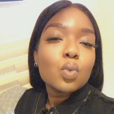 If life gives you lemons, make lemonade or grab a gin n tonic 🤷🏾‍♀️#BlackFeminist #GoalDigger
