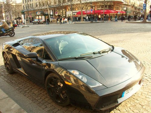 Jhougee's profile picture. onlinebusiness