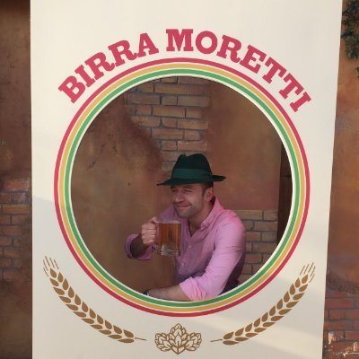 Just one Moretti, give it to me. Delicious lager, from Italy…