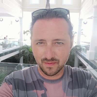 BrossardOliver's profile picture. 