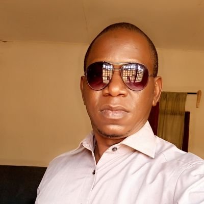 Dr CONDÉ, consultant et prestataire à la Clinique AGBEF/kissidougou (GUINÉE Conakry)