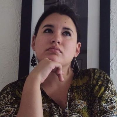 Alejandra Reyes Profile