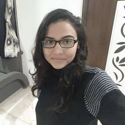 Komal83434947's profile picture. 