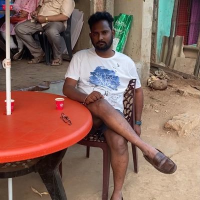 Vizzu_Yadav195's profile picture. 💏 αℓωαуѕ яєα∂у тσ ℓσνє 😋😘😍💓💞❣️ 🤩ι αм α gσσ∂ вσу ωιтн вα∂ нαвιтѕ.🤩 😉😉ι αм вσяи αт α νєяу уσυиg αgє.🤫🤫 🤫🤫PRABHAS FAN💪💪 🎶 DJ Song's🎶
