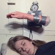 somoolaser's profile picture. 영화,작품,음악,취미 관련 없는 막트윗 위주. 잘 살아 보세.