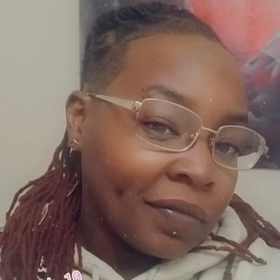 DadaDyke's profile picture. The Don DaDa of D y k e s 👑 😝
Grown ass Woman rightcha.👌🏾
Judge ya mammy hoe! 🙄