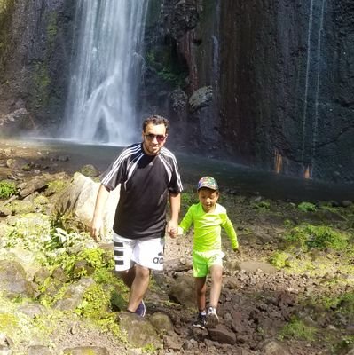 carlitosv21990's profile picture. 