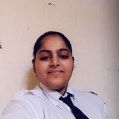 I'm 19 years old, studying computer science and working hard to change my lifestyle and the life of my family. ❤️💪