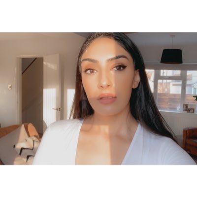 sharan_khaira's profile picture. 🐝