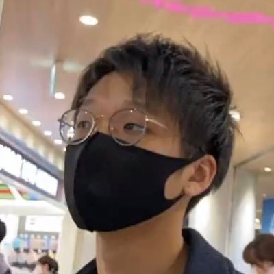 《実は挑戦するの苦手です...》高校1年生🎓|16歳|プログラミングの発見を発信🚀|✨月収6桁達成✨|プログラミングを独学で1回挫折をする⏩諦めたくないためプログラミングスクールに通う⏩知り合いの仕事仲間から案件獲得👈今ここ‼️|使用技術: Laravel,AWS(EC2),github,MySQL