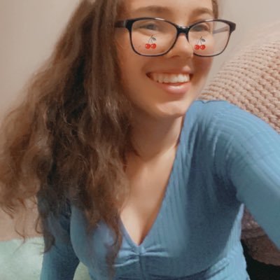 ellie_nixon1's profile picture. 