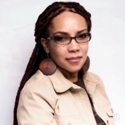 Author*Entrepreneur*(CMO) Chief Motivating Officer of D2M Creations (Destined 2 Manifest Creations) soon to Release Podcast🎙Talks with Ms. Dee Dee🦋