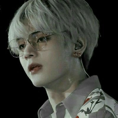 lightarmy123's profile picture. 