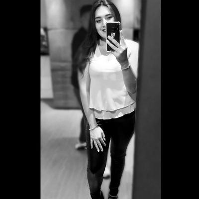 BrisaMarquezzz's profile picture.