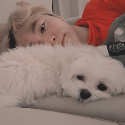 boosk_98's profile picture. ✦ they / he ✦ adult ✦ 082819 ✦