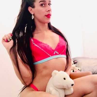 Sou acompanhante e também faço viajens a combinar 🥂🥰💋 insta: hellyn_star