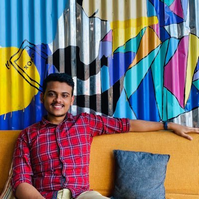 JanethAvishka's profile picture. Engineer @WSO2💻 | Content Creator📹