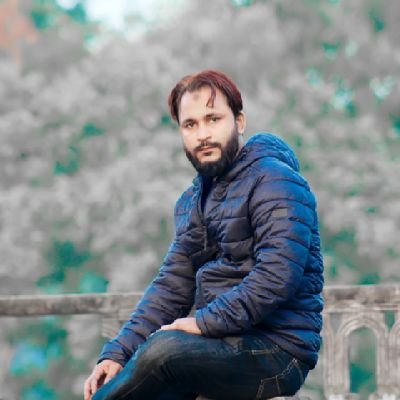আমার প্রথম ও শেষ কবিতা,যেখানে মনের রঙ্গীন চাদরের উষ্মতা,যেখানে অবেলায় বেলায় মনের হিয়ালী কথায় ব্যস্ত সময়,যেখানে কষ্টের আলপনা দুসর পান্ডলিপি।