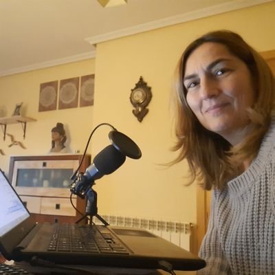 María Santos nos trae cada sábado en esRadio las noticias más relevantes vinculadas a la agricultura, la ganadería y la alimentación en España.