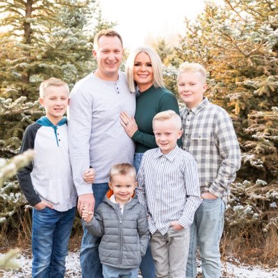 Wife to @coachdownard6. Mom to 4 boys. Counselor at JJHS.