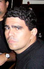 Panameño, amante de la naturaleza, comprometido en la intervención social del Estado, demócrata, inconforme, librepensador, amigo de pocos.