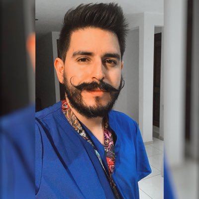 King in the North | Pedia HPN | músico, amante del café, el cine y los deportes | No, no tengo EVC | No, tampoco tuve parálisis facial... Así Sonrío 😏
