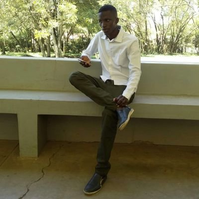 mcoloz's profile picture. 