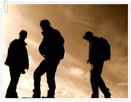 bomulchanggo's profile picture. 실패하는 사람들의 말버릇이 있다. 걔가 옛날엔 아무 것도 아니었는데 많이 컸어. 사람을 보면 지금의 모습을 봐주고 미래에 더 발전할 모습을 기대해줘야 하는데 옛날 못 나갈 때 모습만 떠올리니 배만 아플 따름이다.